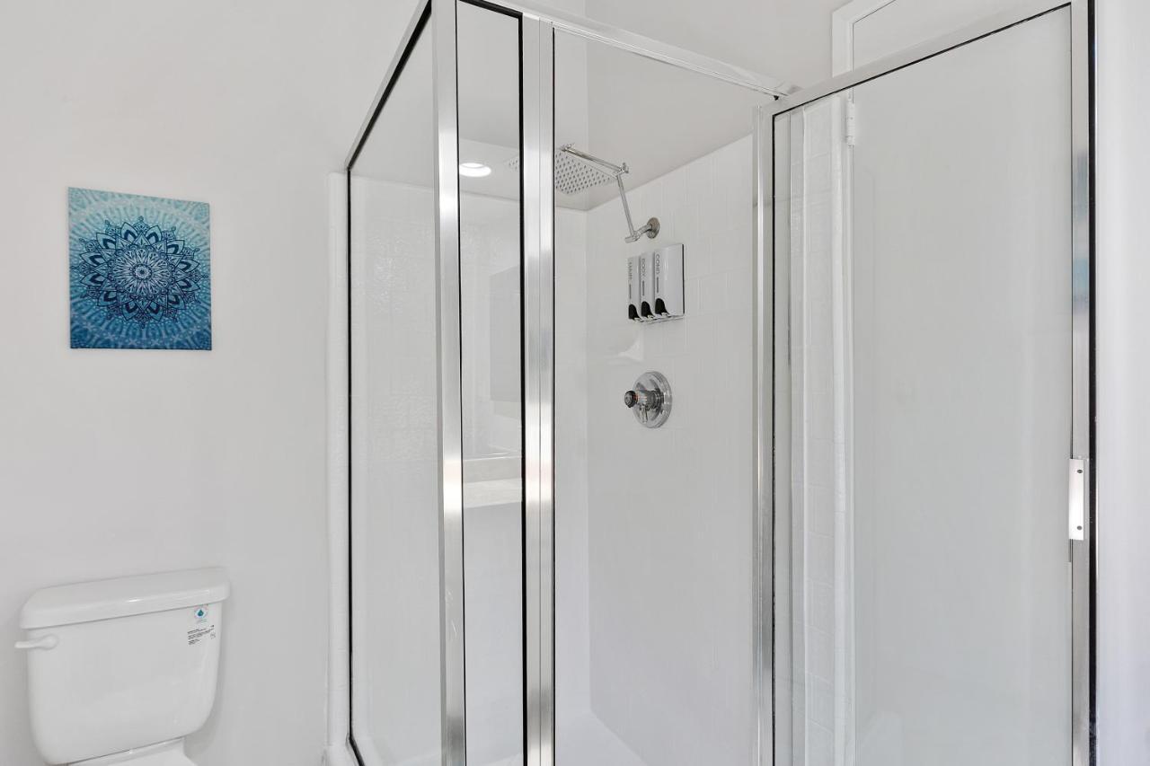 Beverly Hills Chic 2 Bed 2Bath With Patio And Parking 309 洛杉矶 外观 照片